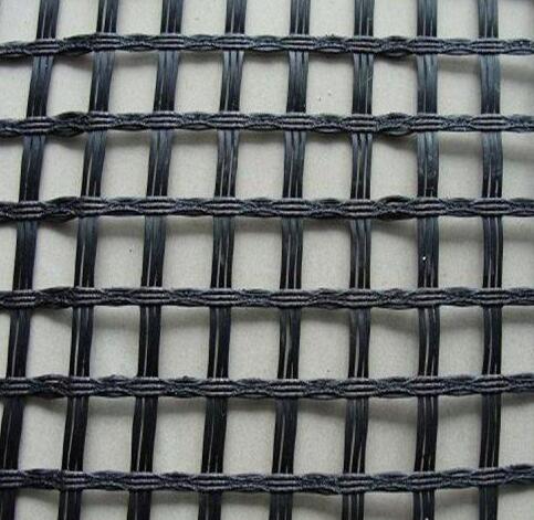 Fiberglass geogrid